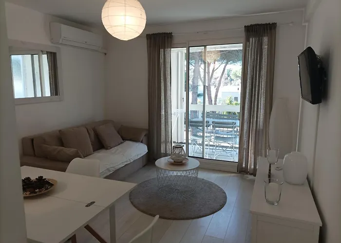 Agreable Appartement Proche Plage - Linge De Lit Et Toilettes En Option