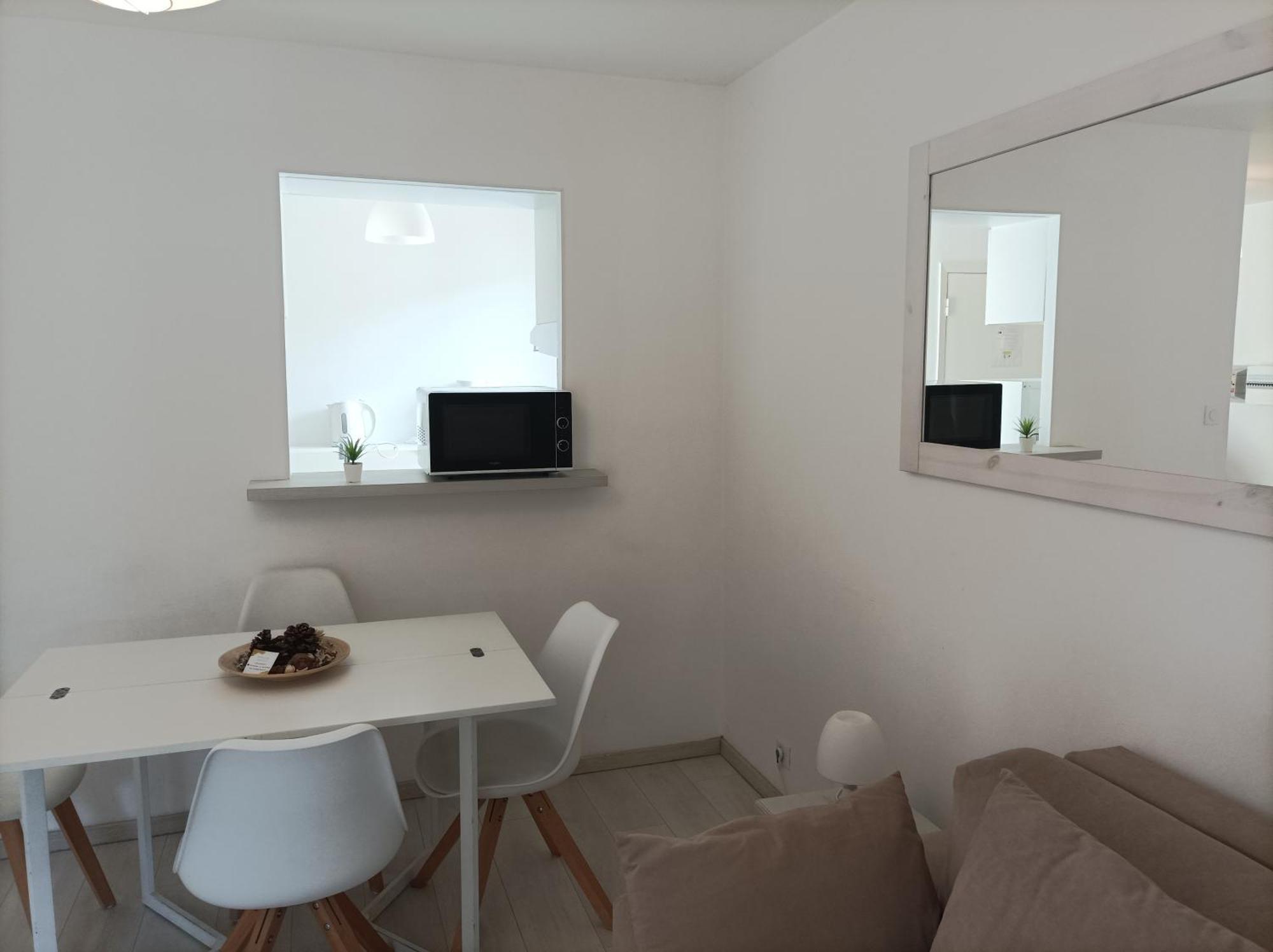 Agreable Proche - Linge De Lit Et Toilettes En Option * La Grande-Motte