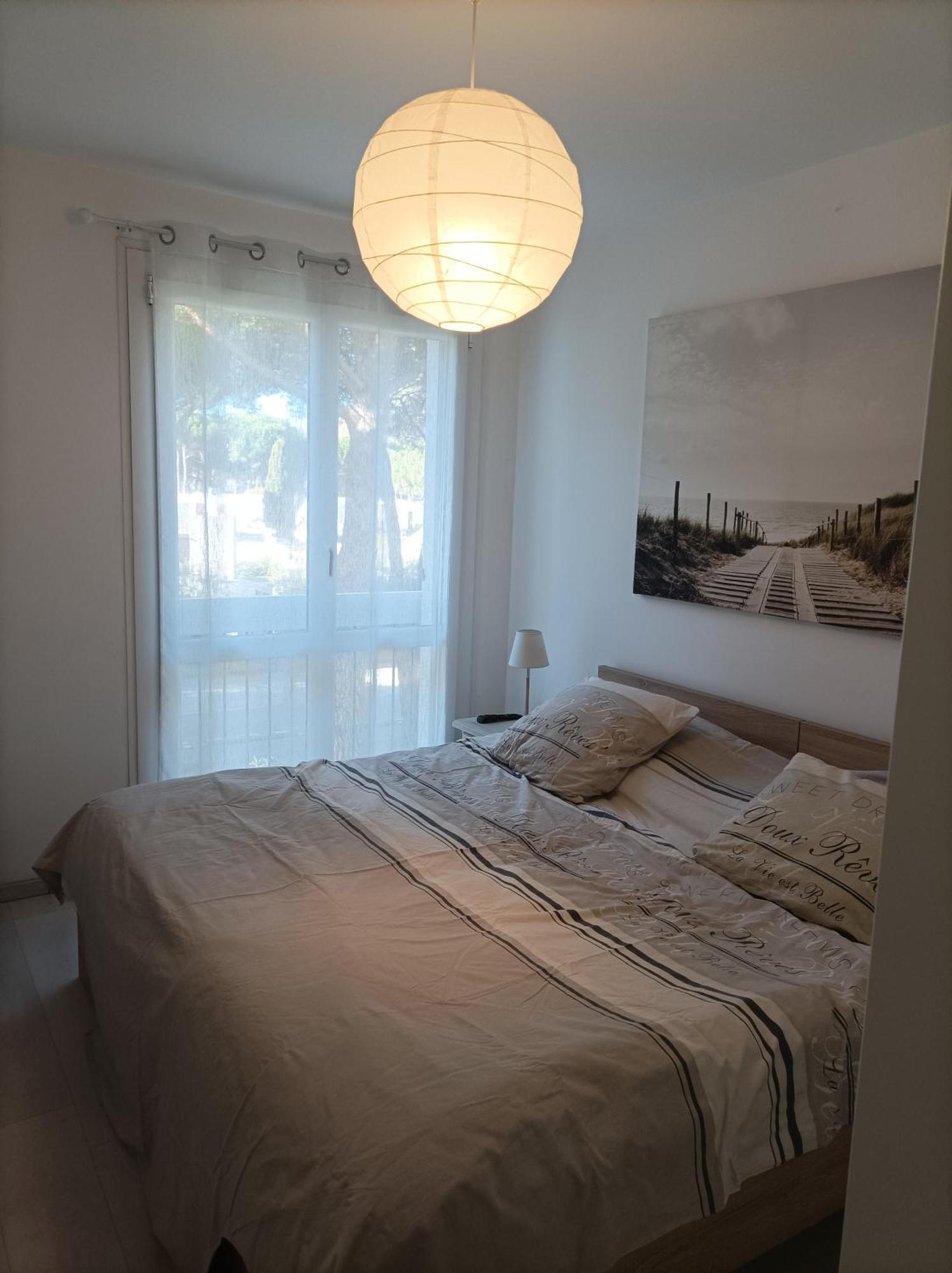 Apartment Agreable Proche - Linge De Lit Et Toilettes En Option